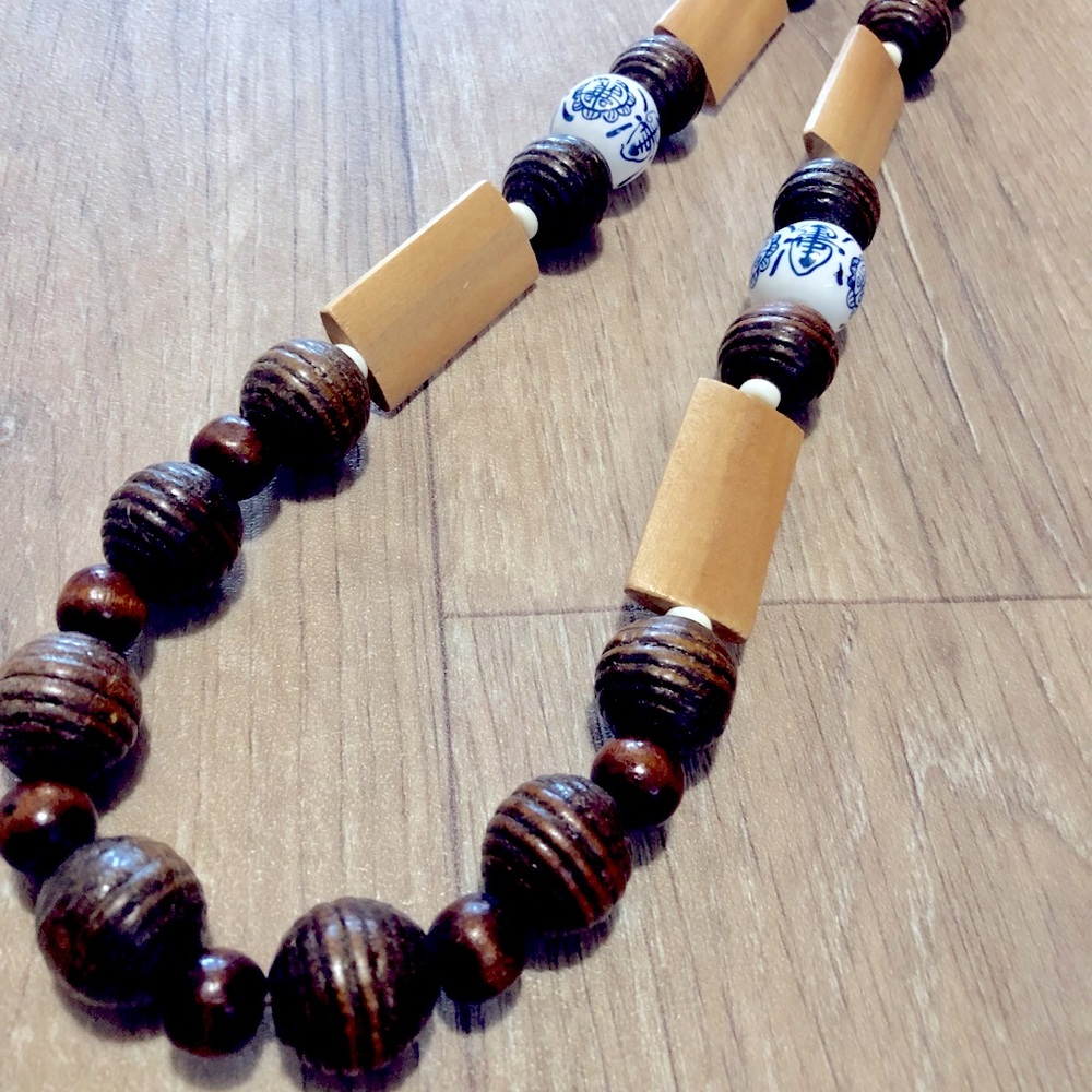 NECKLACE HANDMADE WOODEN AND PORCELAIN BEEDS